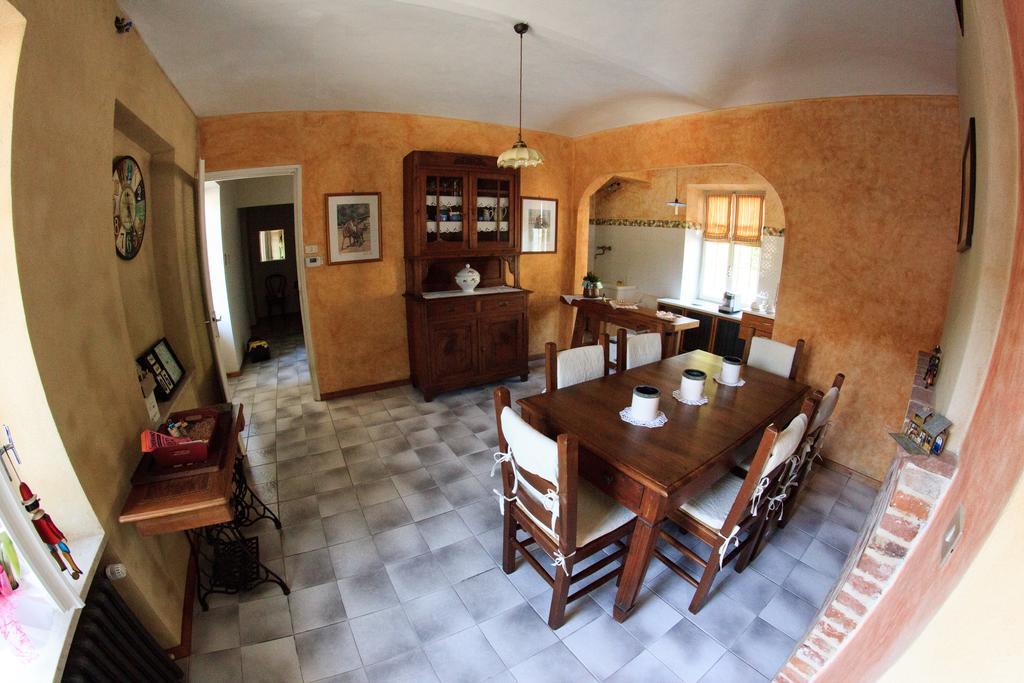 B&B Lo Scudiero Castelnuovo Don Bosco ภายนอก รูปภาพ